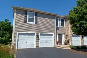 477 Village Green Rd, Naperville, IL 60540 - Photo 3