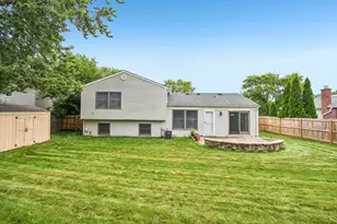 89 Foxcroft Rd, Naperville, IL 60565 - Photo 37