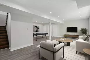 1744 Walnut Cir, Northbrook, IL 60062 - Photo 15
