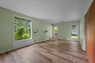 303 Central Ave, Aurora, IL 60506 - Photo 23