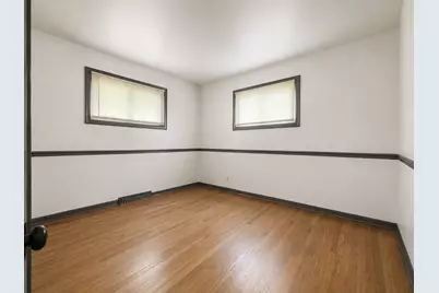 735 Maple Street, Marengo, IL 60152 - Photo 11