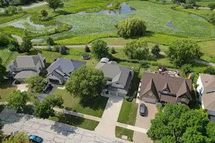 2066 Bunker Cir, Naperville, IL 60563 - Photo 45