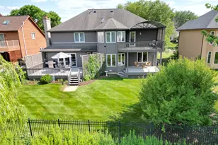 2066 Bunker Cir, Naperville, IL 60563 - Photo 21