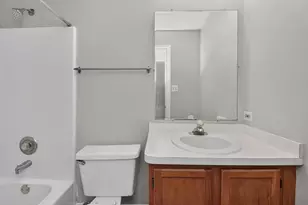 400 S Frontenac St, Aurora, IL 60504 - Photo 21