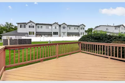 400 S Frontenac Street, Aurora, IL 60504 - Photo 23