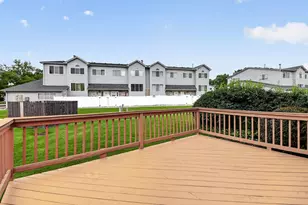 400 S Frontenac St, Aurora, IL 60504 - Photo 23