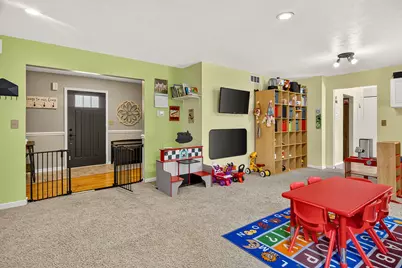 9289 Old Towne Court, Roscoe, IL 61073 - Photo 13