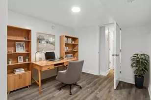9913 S Parnell Ave, Chicago, IL 60628 - Photo 25