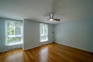 934 E 55th St, Chicago, IL 60615 - Photo 11