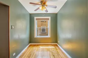 4240 N Clarendon Ave, Chicago, IL 60613 - Photo 7
