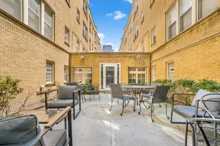 4240 N Clarendon Ave, Chicago, IL 60613 - Photo 13