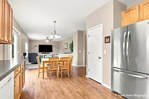 4707 Joyce Ln, McHenry, IL 60050 - Photo 17