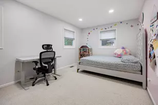 1347 Rose Blvd, Buffalo Grove, IL 60089 - Photo 19