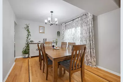 1347 Rose Boulevard, Buffalo Grove, IL 60089 - Photo 5