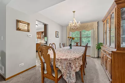 139 S Greenview Avenue, Mundelein, IL 60060 - Photo 9