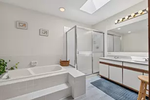 139 S Greenview Ave, Mundelein, IL 60060 - Photo 23