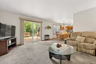 139 S Greenview Ave, Mundelein, IL 60060 - Photo 17