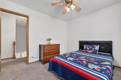 139 S Greenview Avenue, Mundelein, IL 60060 - Photo 25