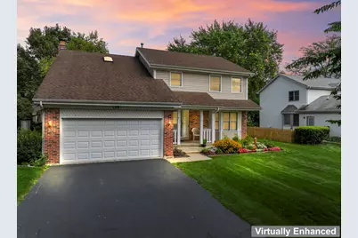 139 S Greenview Avenue, Mundelein, IL 60060 - Photo 1