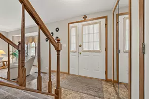 139 S Greenview Ave, Mundelein, IL 60060 - Photo 5