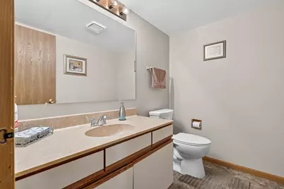 139 S Greenview Avenue, Mundelein, IL 60060 - Photo 19