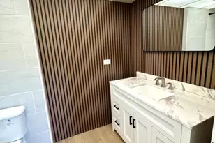 262 Station Dr, Wood Dale, IL 60191 - Photo 13