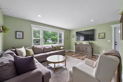 4003 McCabe Avenue, Crystal Lake, IL 60014 - Photo 5