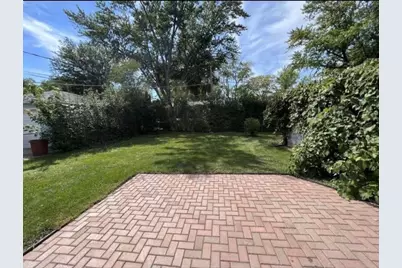 324 Hiawatha Drive, Buffalo Grove, IL 60089 - Photo 11