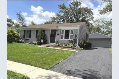 324 Hiawatha Drive, Buffalo Grove, IL 60089 - Photo 1