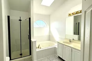 4591 Hatch Ln, Lisle, IL 60532 - Photo 13