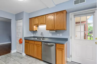 11112 E Cove Circle #3-2D, Palos Hills, IL 60465 - Photo 5