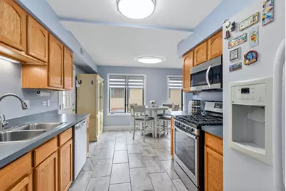 11112 E Cove Circle #3-2D, Palos Hills, IL 60465 - Photo 3