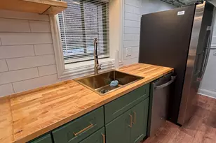 3233 W Cortez St, Chicago, IL 60651 - Photo 15