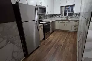 3130 W Monroe St, Waukegan, IL 60085 - Photo 9