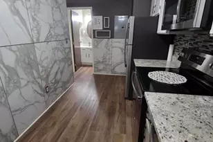 3130 W Monroe St, Waukegan, IL 60085 - Photo 11
