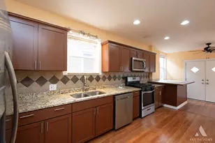 5610 S Christiana Ave, Chicago, IL 60629 - Photo 13