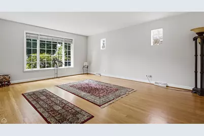 7718 W Farragut Avenue, Chicago, IL 60656 - Photo 5