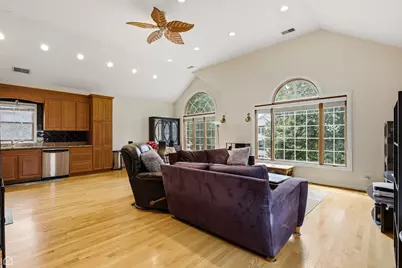7718 W Farragut Avenue, Chicago, IL 60656 - Photo 21