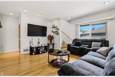 7718 W Farragut Avenue, Chicago, IL 60656 - Photo 11