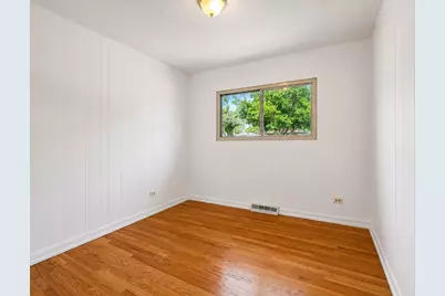 64 Peyton Drive, Chicago Heights, IL 60411 - Photo 13
