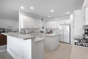 12235 Daphne Dr, Huntley, IL 60142 - Photo 9