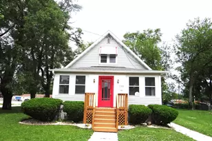 190 W Maple St, Coal City, IL 60416 - Photo 1