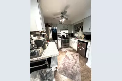 105 W Elk Trail #105, Carol Stream, IL 60188 - Photo 11