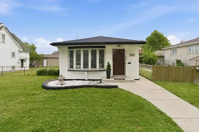 5253 S Moody Avenue, Chicago, IL 60638 - Photo 1