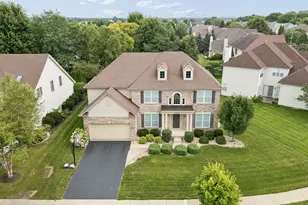 12237 Winterberry Ln, Plainfield, IL 60585 - Photo 3