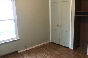 708 E 11th St, Centralia, IL 62801 - Photo 11