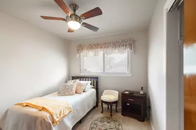 [Address not provided], Zion, IL 60099 - Photo 9