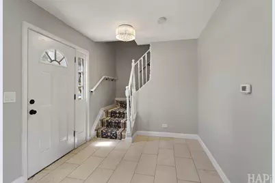 2208 Kensington Drive, Schaumburg, IL 60194 - Photo 3