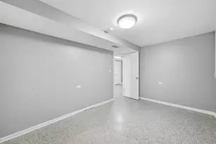 1601 S 51st Ct, Cicero, IL 60804 - Photo 23