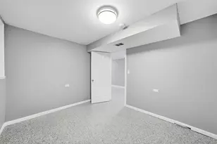 1601 S 51st Ct, Cicero, IL 60804 - Photo 25